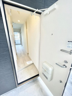 【玄関】 | ロイヤルコート天王町