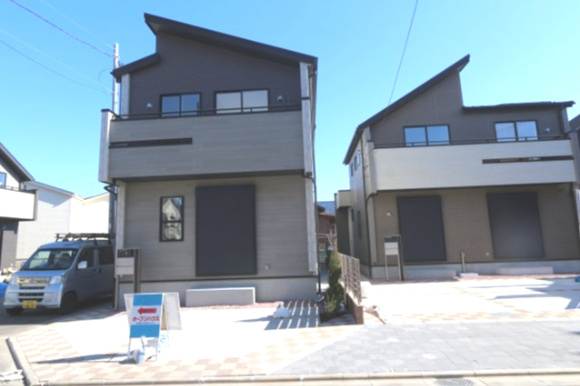 【Blooming Garden】東久留米市花小金井下里の外観|太陽光パネル搭載！耐震等級3取得のデザイン住宅が誕生します