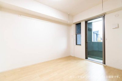 【内装】 | モア