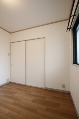 【洋室】 | エスポワールイワタ