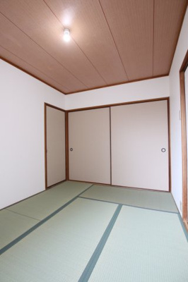 【寝室】 | エスポワールイワタ