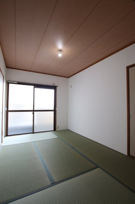 【寝室】 | エスポワールイワタ