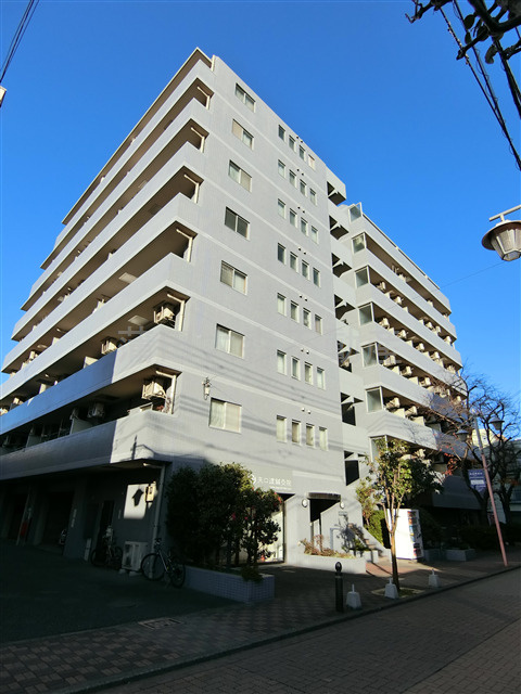 キャッスル・エイト東矢口の外観|1993年4月築　RC鉄筋コンクリート造地上8階建て総戸数78戸の分譲賃貸マンション
東京都大田区東矢口2丁目　東急多摩川線矢口渡駅近徒歩3分、東急池上線池上駅徒歩14分