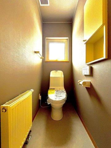 東苗穂13条1丁目のトイレ|必須の温水洗浄付き便座◎