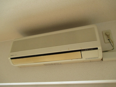 【その他】 | カンタル新大阪 | エアコンがあるので年中快適ですね