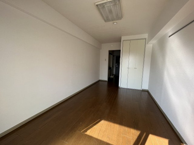 【洋室】 | カンタル新大阪 | きれいな洋室です