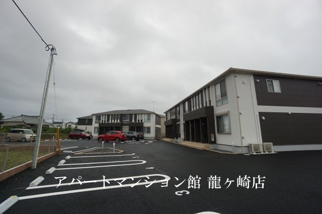 モルガンAの駐車場