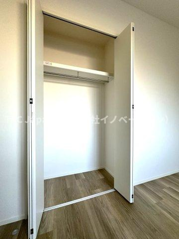 プライムコート川口北原台の収納|暮らしをすっきり整える豊富な収納スペースは、衣類から日用品まで余裕を持ってしまえ、いつも整った美しい住まいを保つことができます。快適な生活を支える頼もしい味方です。