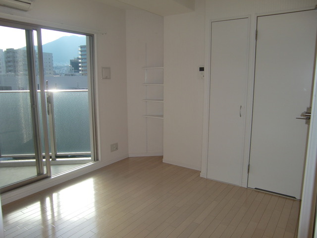 エトワール王子の居間・リビング