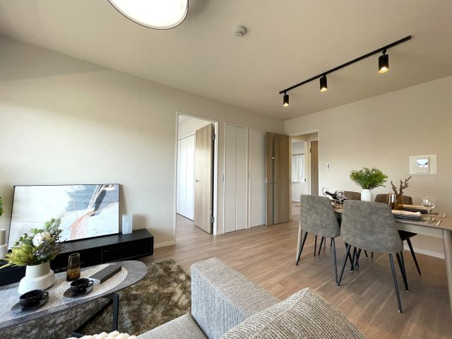 駅徒歩５分で駐車場が1住戸1台無償！？【ミオカステーロ十日市場ステッサ】リフォーム