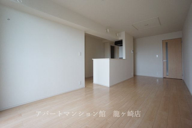 アポロンAの居間・リビング