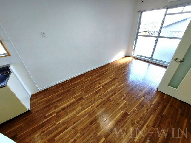 藤沢ハイムの居間・リビング|イメージ（同建物内・同間取りの写真）