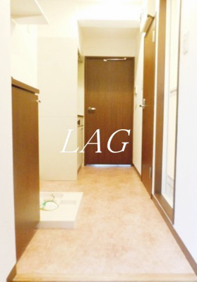 【玄関】 | ドミサイルオーミヤ | 玄関です。