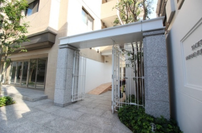 【エントランス】ソサエティ中野富士見町 