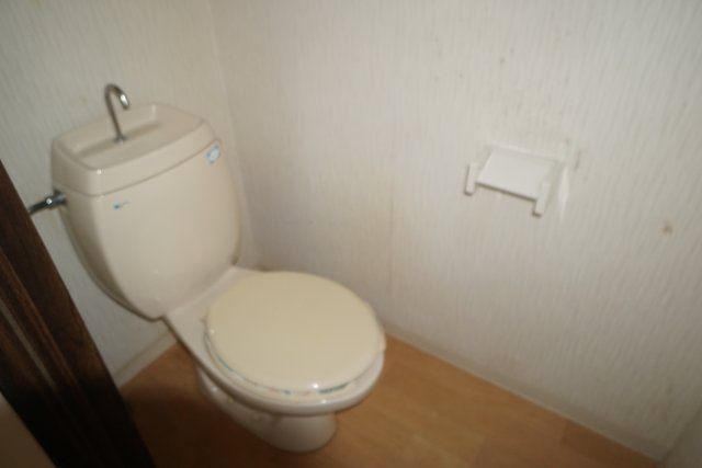 フレグランス飯山 D棟のトイレ