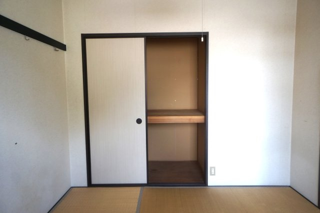 フレグランス飯山 D棟の収納