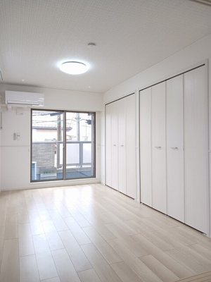 【内装】 | モア