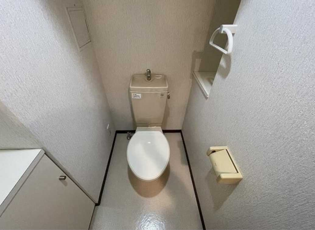 メゾンヌーヴェル　ペット相談　メゾネット　ルーフバルコニーのトイレ