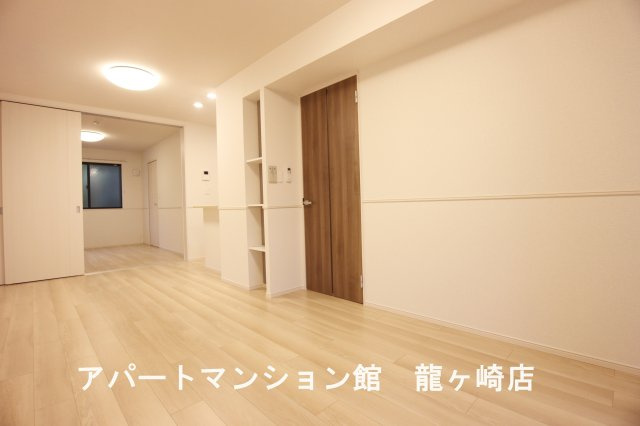 ポスト　フォルトナートＢの内装