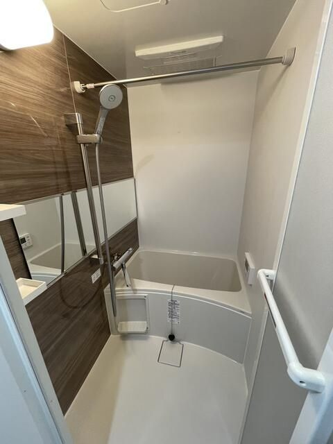 ＯＭＯＣｉ　ＤＥ　ＳＥＮＧＯＫＵの浴室