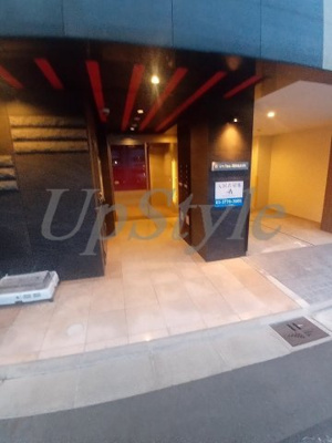 【エントランス】 | ライブカーサ両国北斎通り