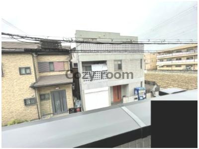 【展望】 | ワコーレヴィータ江坂WEST | 住宅街です。