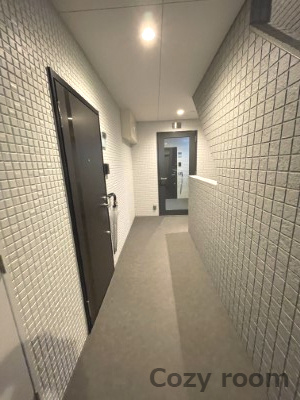 【その他共用部分】 | ワコーレヴィータ江坂WEST | 共有廊下です。