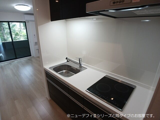 サンフラワーのキッチン|※同メーカーの別物件の写真です※
