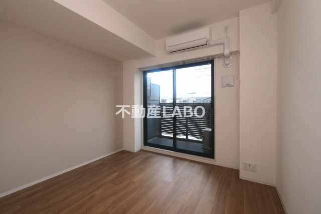 ワールドアイ難波City Gateの居間・リビング