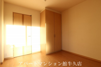 【洋室】 | パサニアコート