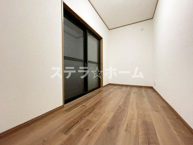 緑3 中古戸建の洋室|スタンダードな洋室です