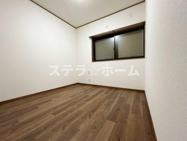 緑3 中古戸建の洋室|コンパクトで使いやすい洋室です