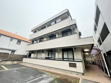 ベルトゥリーハイツの外観