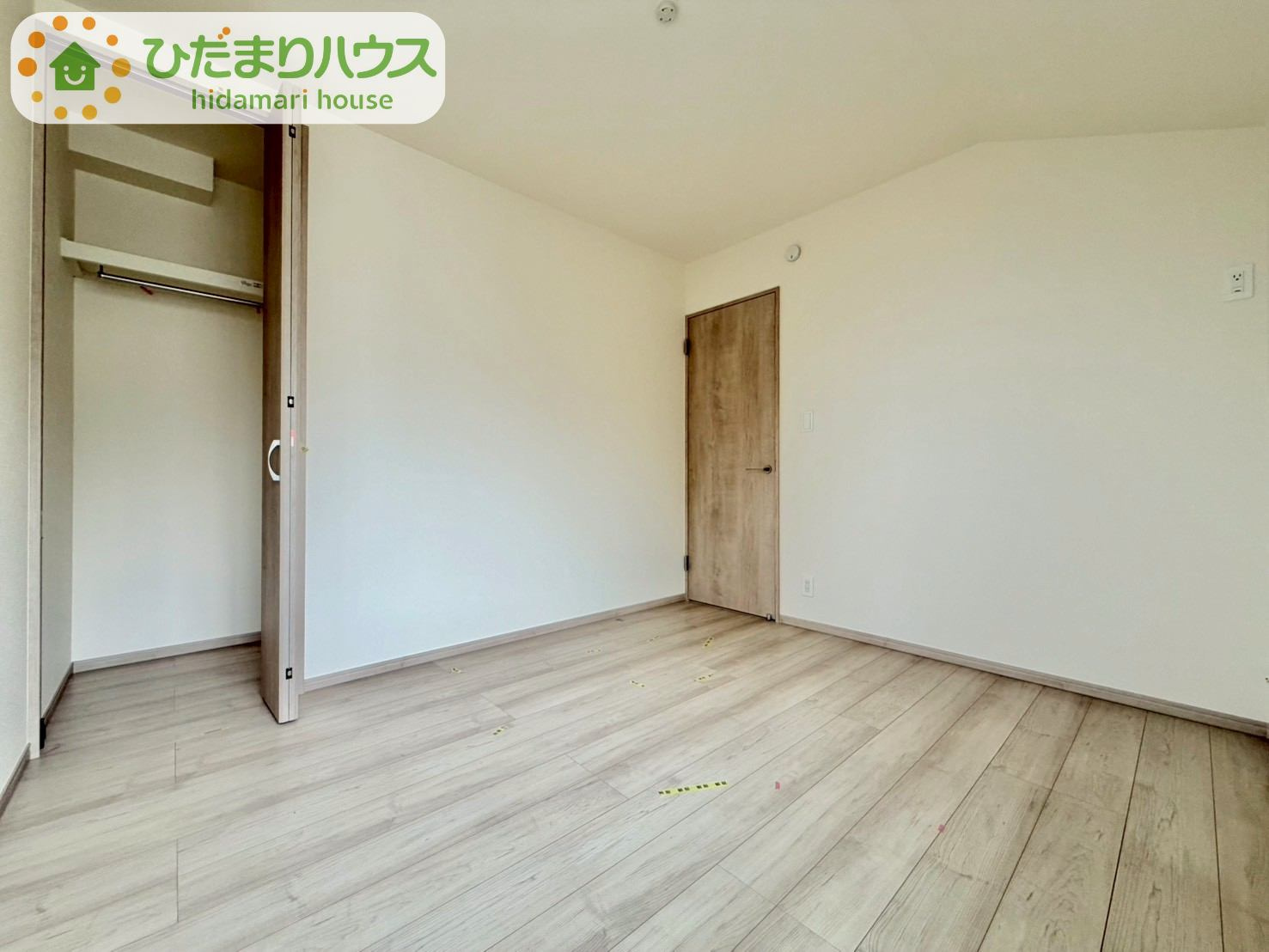 野田山崎2工区　新築戸建　2-I号棟の洋室|全室にクローゼットが付いていて、お部屋の住空間もスッキリ広々つかえそうです(^^)/							
