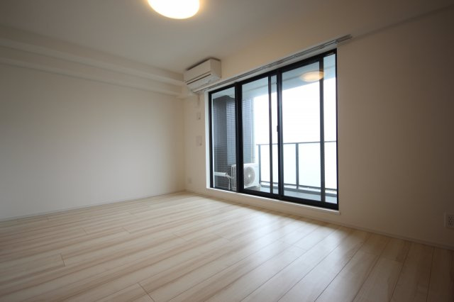 室内です。（※別室写真参照）