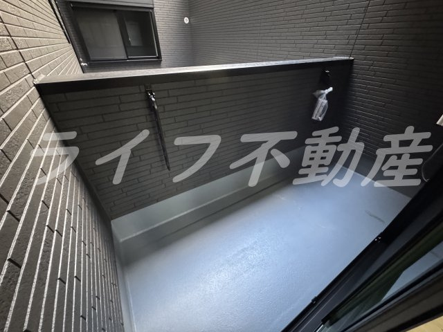 エトワールヴィル R小阪本町ザ・レジデンスのバルコニー|バルコニー付きです