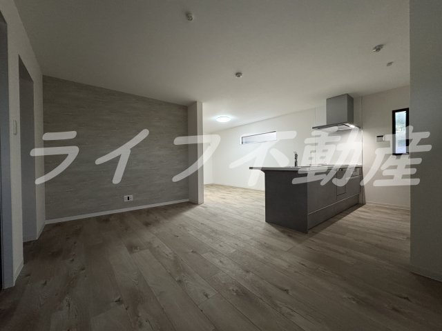 エトワールヴィル R小阪本町の居間・リビング|使いやすい居間です