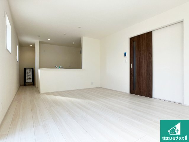 赤穂市南野中　第4期　新築一戸建ての外観|周辺は落ち着いた街並みの住宅地！子育てがしやすい住環境です！まだ未完成ですが、現地でしかわからない事もございます。是非一度ご覧ください。