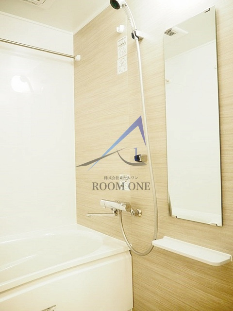 ルーブル武蔵新城弐番館の浴室|お風呂です。