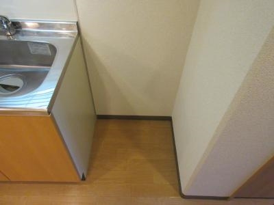 ハンズレジデンス二条のその他|冷蔵庫設置スペース