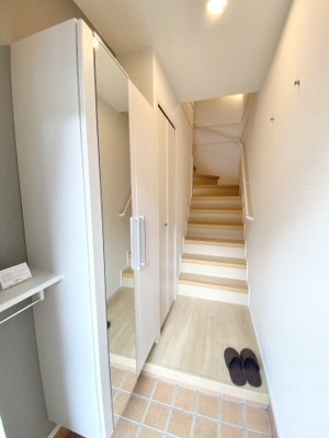 【玄関】 | スカイプラネットⅠ