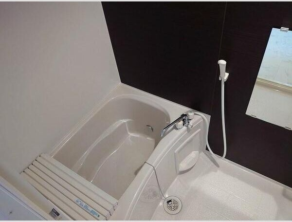 メリディアン国見壱番館の浴室