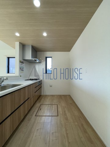 Sumai-to川越市山田01のキッチン