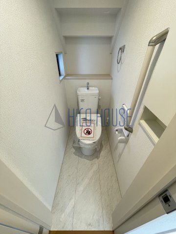 Sumai-to川越市山田01のトイレ