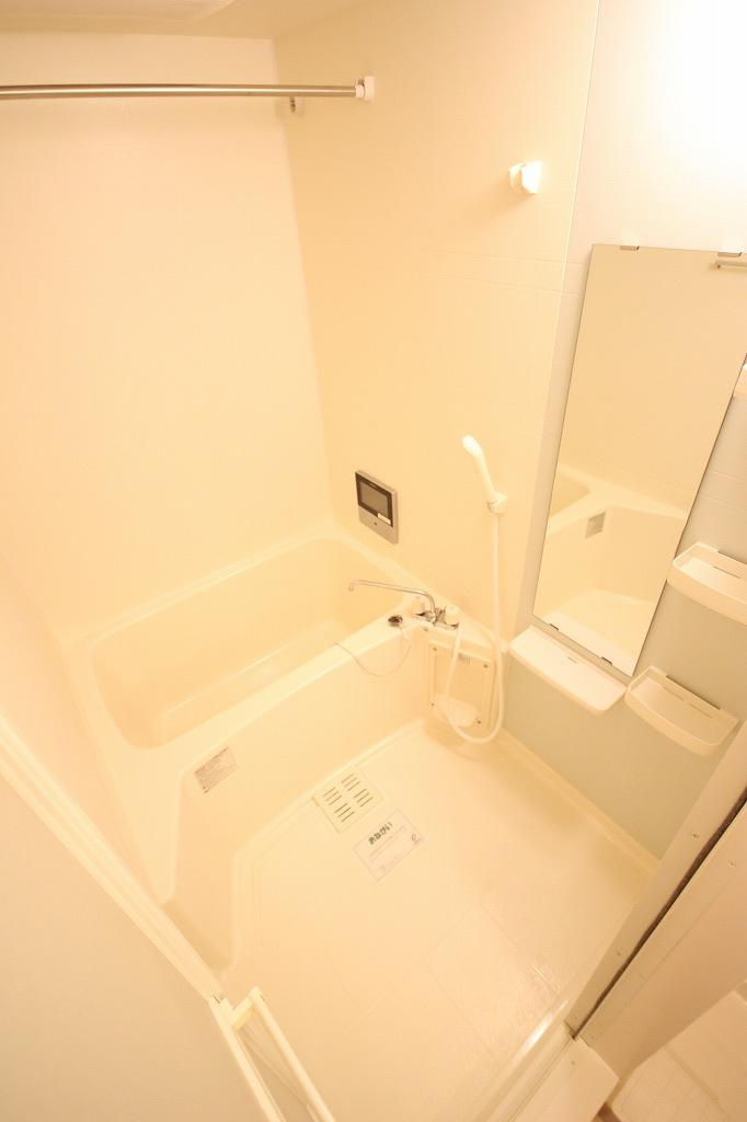 フリーデK.I 2の浴室|※お部屋により仕様が異なる可能性があります。