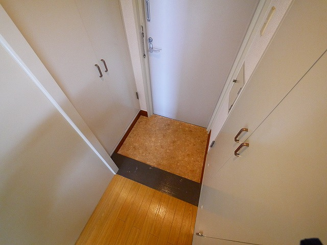 クレアーレ学園前の玄関|ゆったりとした玄関です