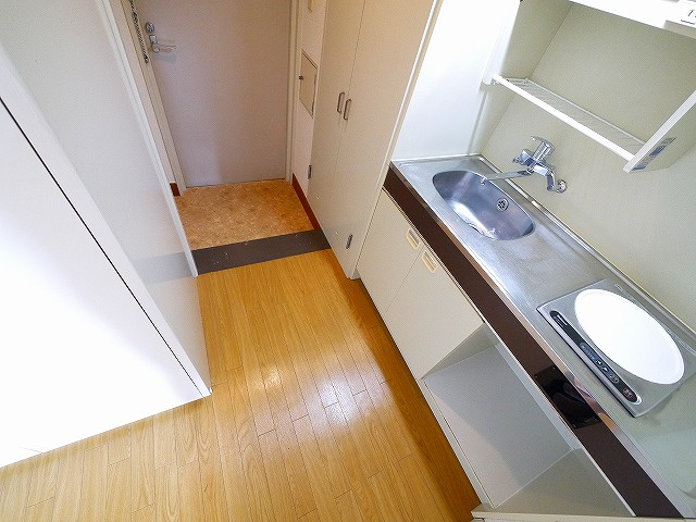 クレアーレ学園前のキッチン|お料理しやすいキッチンです