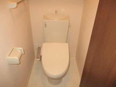 【トイレ】 | エスペランサⅡ | トイレ 温水洗浄暖房便座