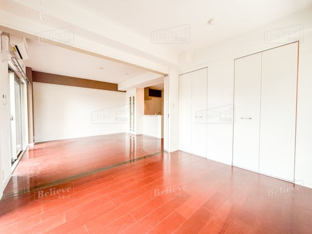 プリマヴェーラ花の木弐番館の寝室|クローゼット付きの寝室です★