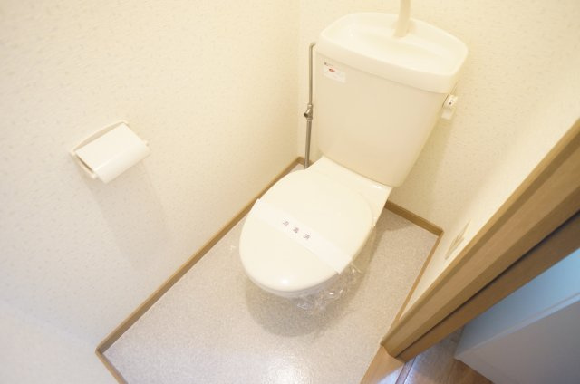 【トイレ】 | コンディシープル南が丘A棟 | ゆったりとした空間のトイレです